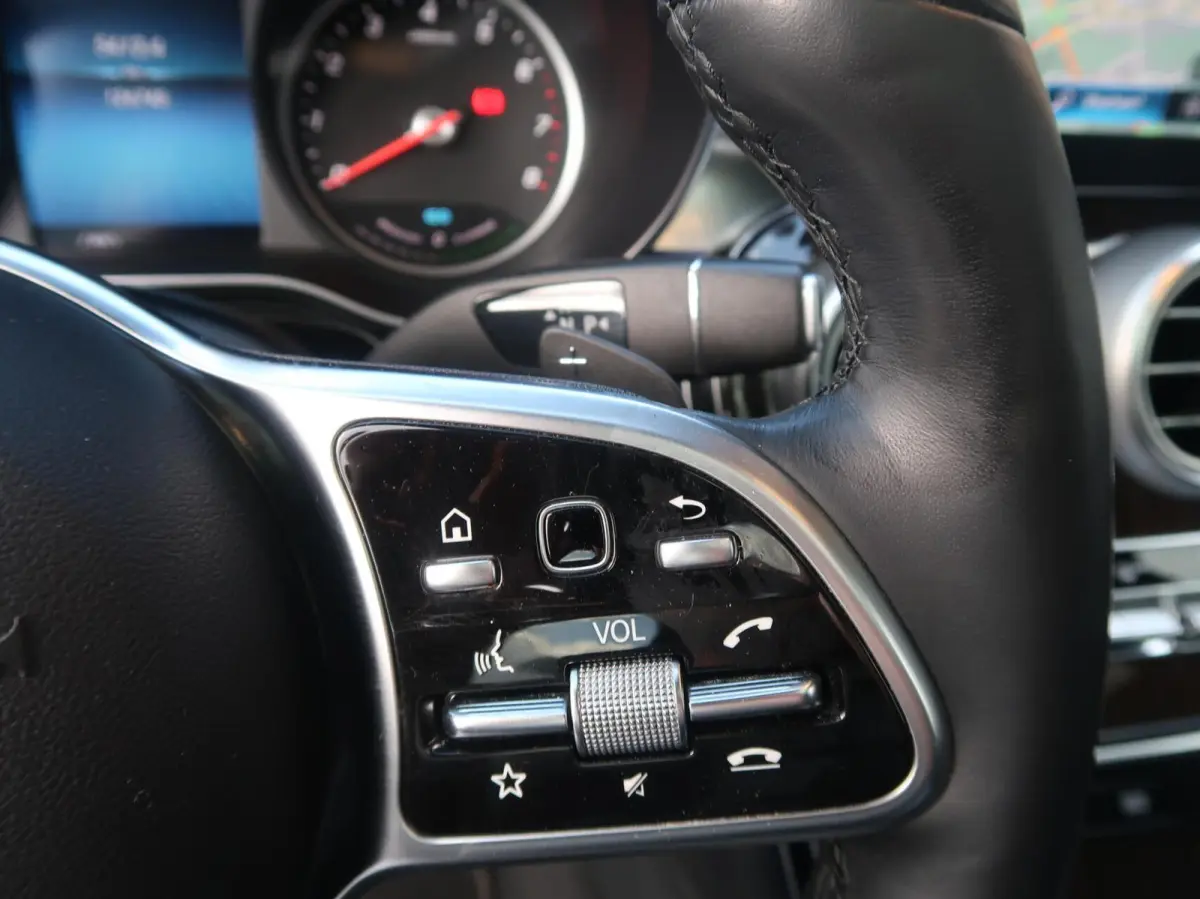 4MATIC AMG|PANORAMADAK|MEMORY|CAMERA|STUURVERWARMING|BURMESTER|CARPLAY|DEALER ONDERHOUDEN