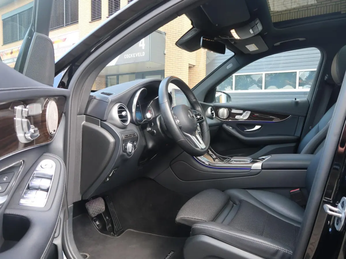 4MATIC AMG|PANORAMADAK|MEMORY|CAMERA|STUURVERWARMING|BURMESTER|CARPLAY|DEALER ONDERHOUDEN