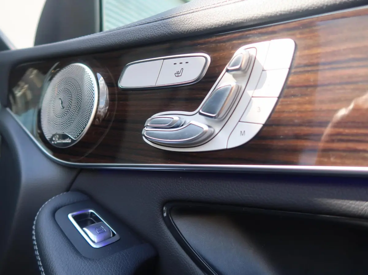 4MATIC AMG|PANORAMADAK|MEMORY|CAMERA|STUURVERWARMING|BURMESTER|CARPLAY|DEALER ONDERHOUDEN