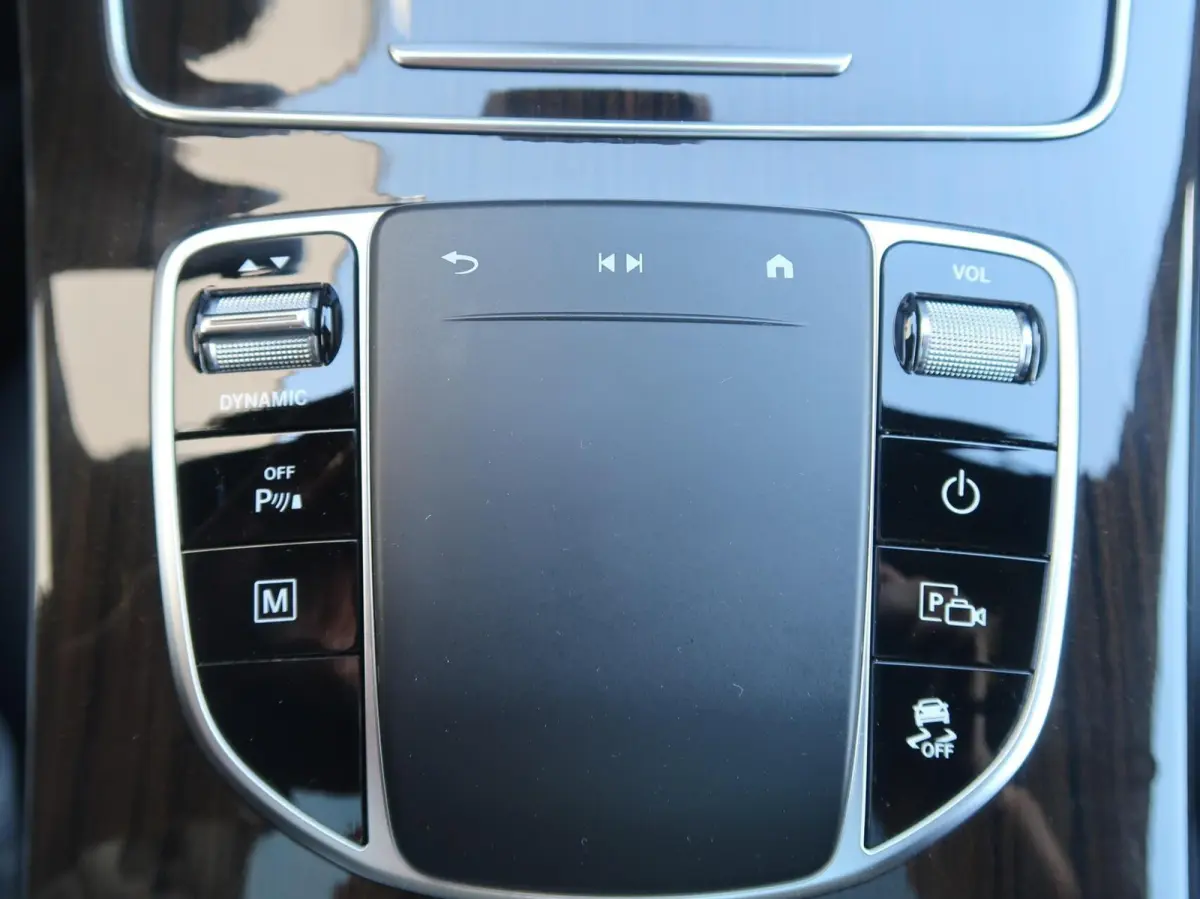 4MATIC AMG|PANORAMADAK|MEMORY|CAMERA|STUURVERWARMING|BURMESTER|CARPLAY|DEALER ONDERHOUDEN