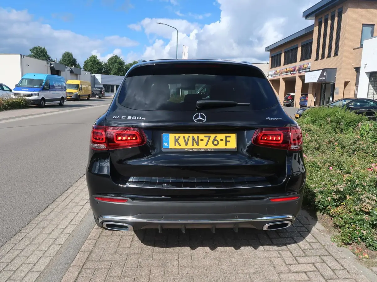 4MATIC AMG|PANORAMADAK|MEMORY|CAMERA|STUURVERWARMING|BURMESTER|CARPLAY|DEALER ONDERHOUDEN