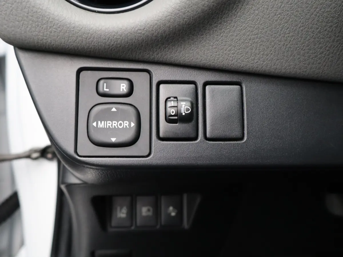 1.5 Hybrid Aspiration Automaat | Navigatie | Parkeersenoren | Camera | Climate Control | Bluetooth Telefoonverbinding