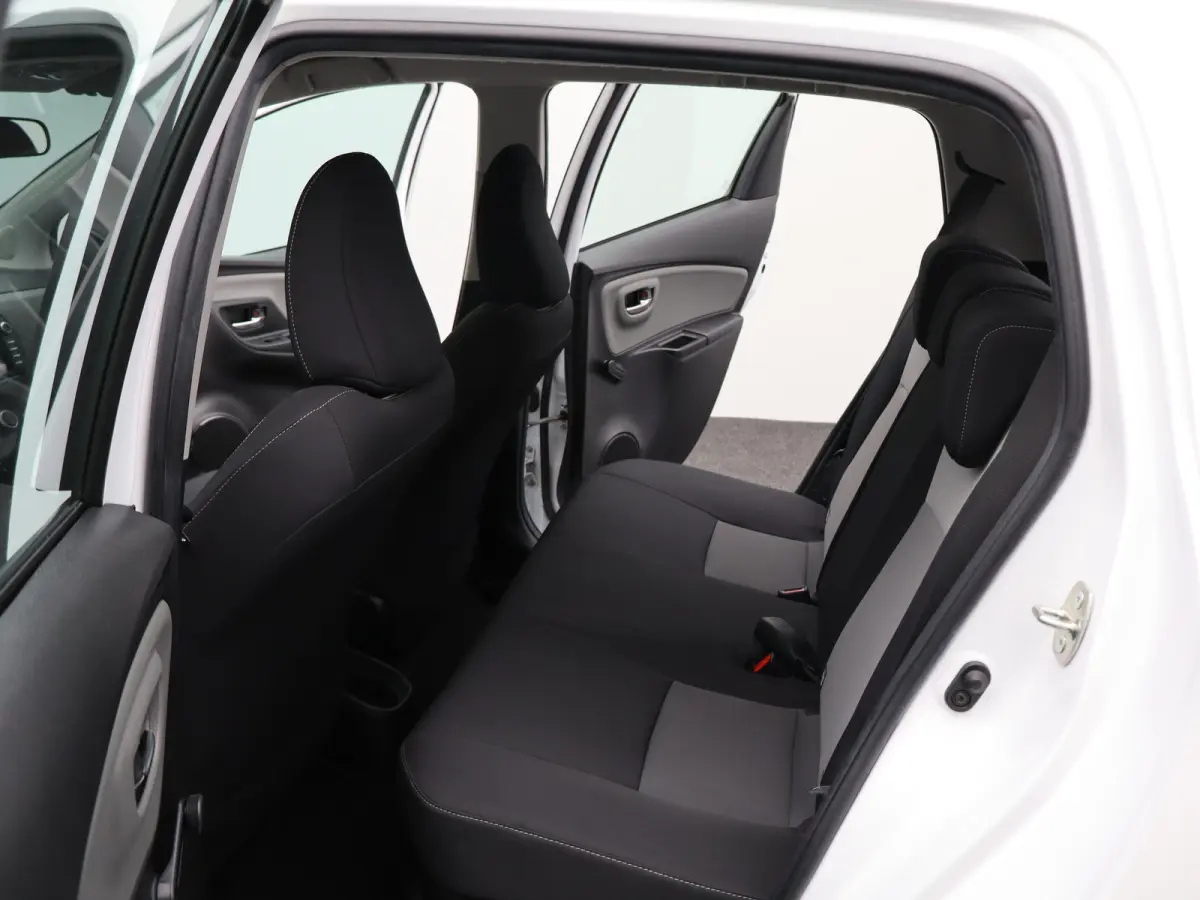 1.5 Hybrid Aspiration Automaat | Navigatie | Parkeersenoren | Camera | Climate Control | Bluetooth Telefoonverbinding