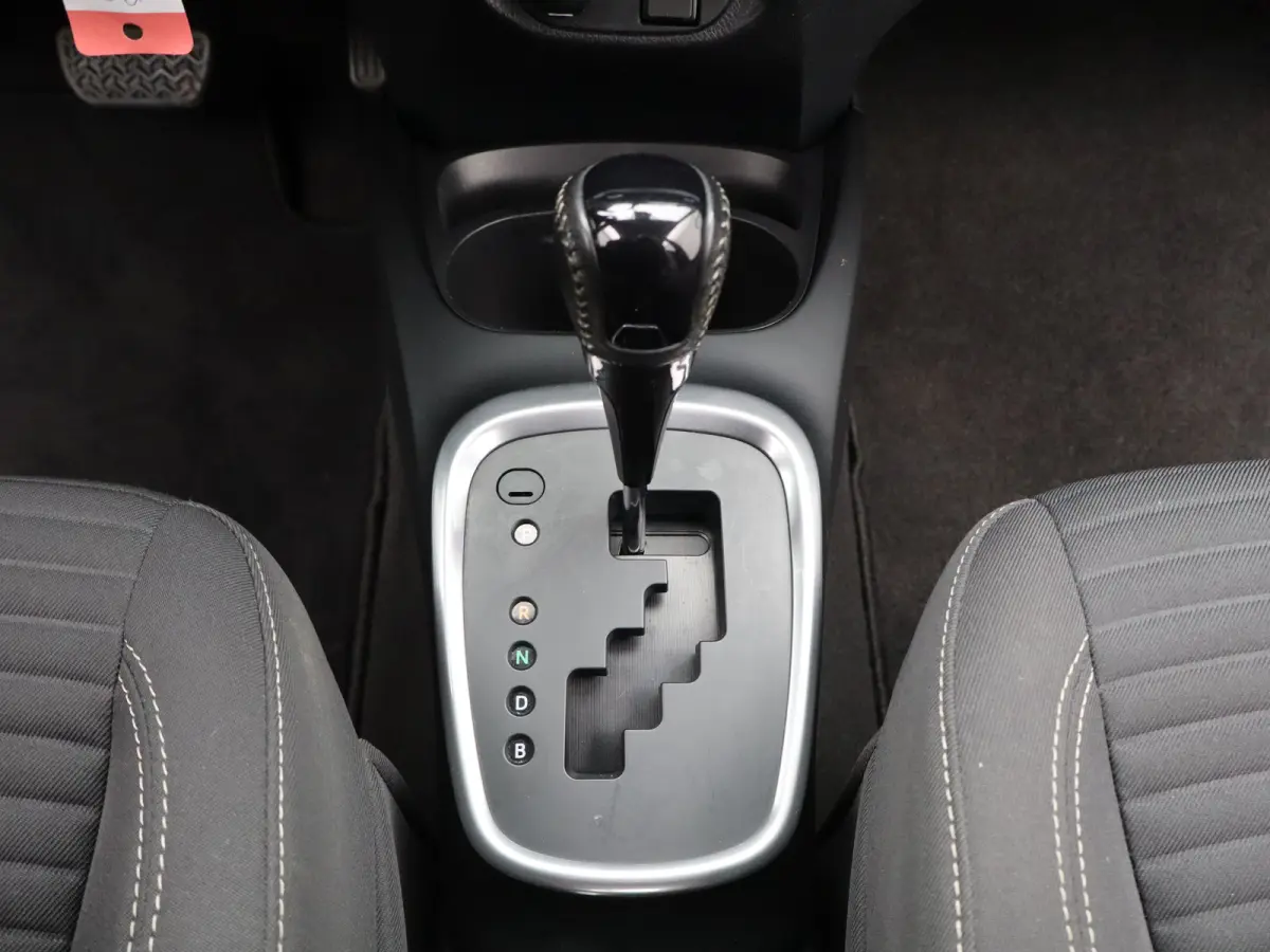 1.5 Hybrid Aspiration Automaat | Navigatie | Parkeersenoren | Camera | Climate Control | Bluetooth Telefoonverbinding