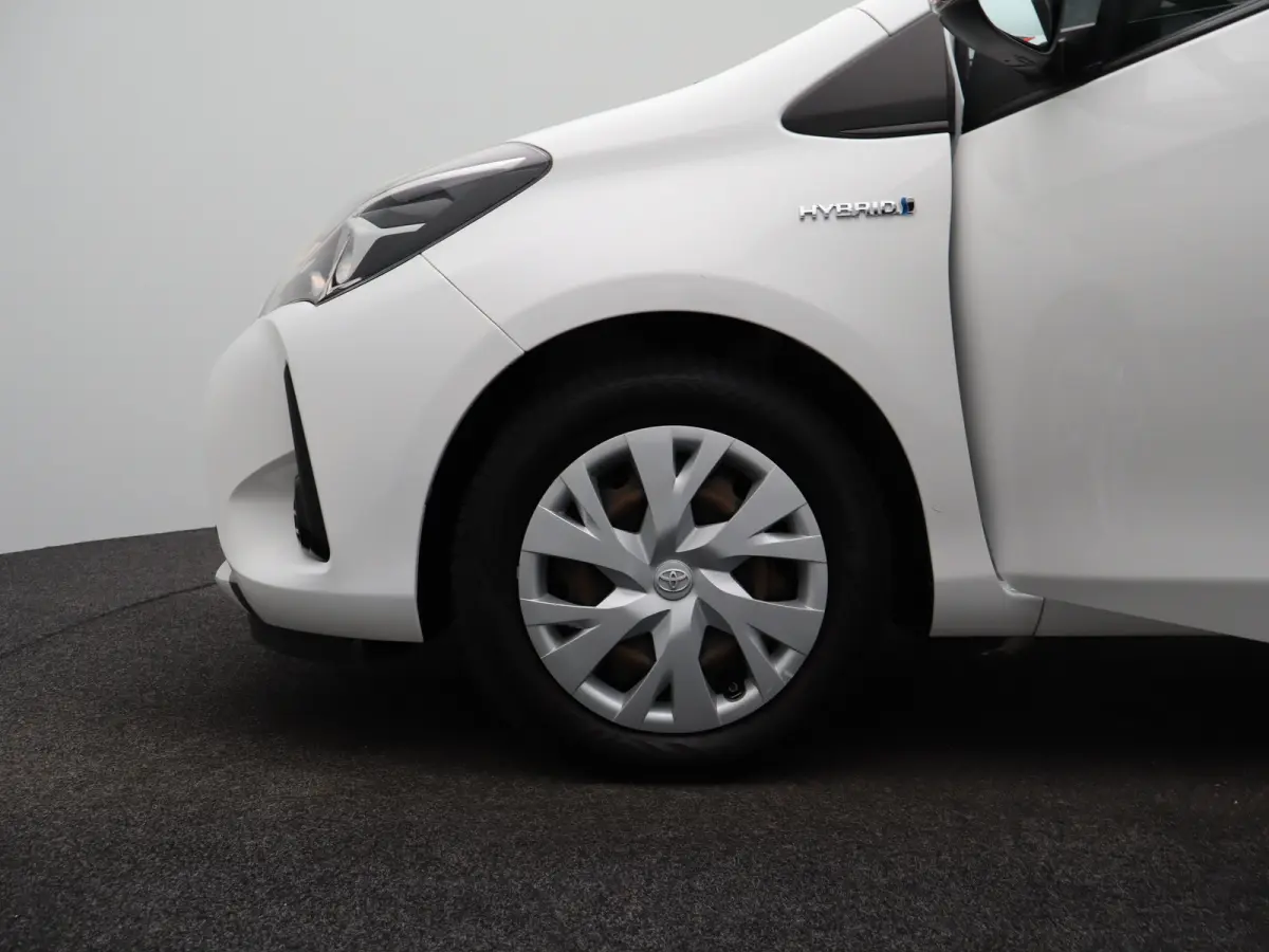 1.5 Hybrid Aspiration Automaat | Navigatie | Parkeersenoren | Camera | Climate Control | Bluetooth Telefoonverbinding