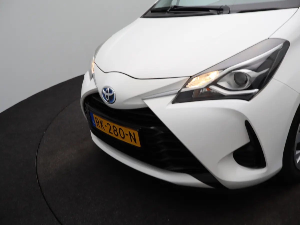 1.5 Hybrid Aspiration Automaat | Navigatie | Parkeersenoren | Camera | Climate Control | Bluetooth Telefoonverbinding