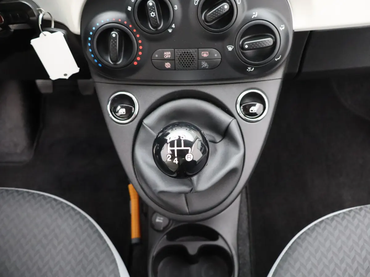 1.2 Popstar Cruise Control | Airco | 15" Lichtmetalen Velgen | Bluetooth Telefoon Verbinding