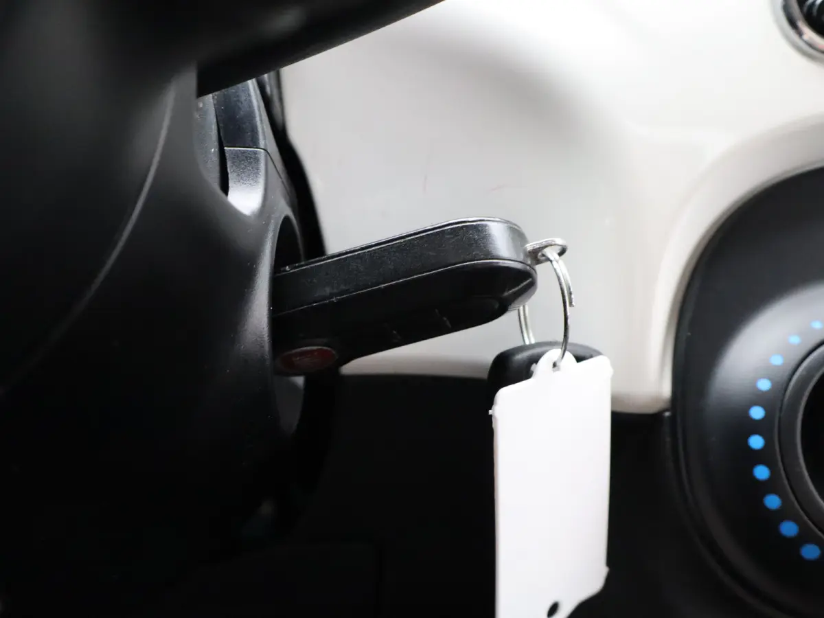 1.2 Popstar Cruise Control | Airco | 15" Lichtmetalen Velgen | Bluetooth Telefoon Verbinding
