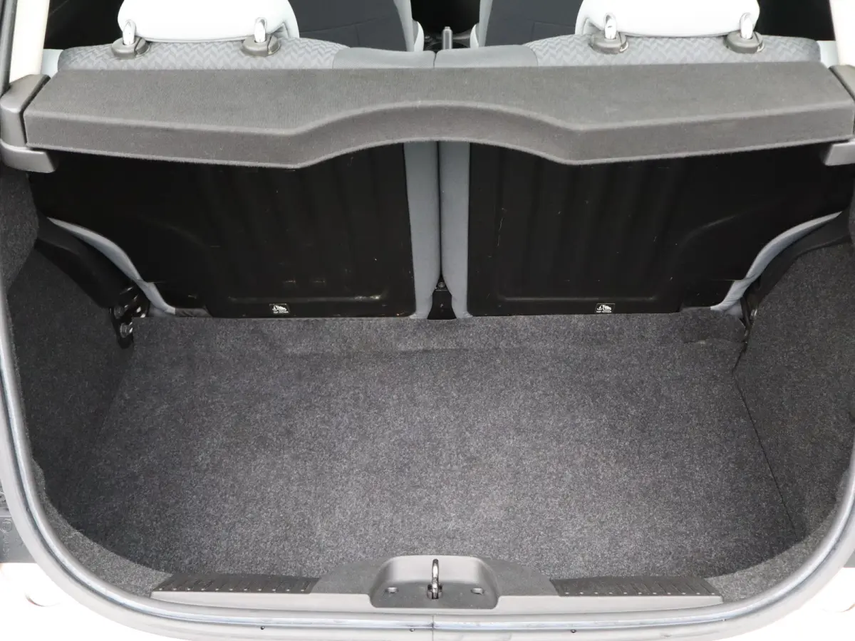 1.2 Popstar Cruise Control | Airco | 15" Lichtmetalen Velgen | Bluetooth Telefoon Verbinding