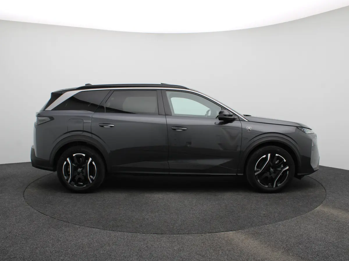 1.6 Plug-in Hybrid 195 GT 7p | Panoramadak | Parkeersensoren Voor en Achter | Camera | Trekhaak Afneembaar | Apple Carplay/Android Auto | Elektrische Kofferklep