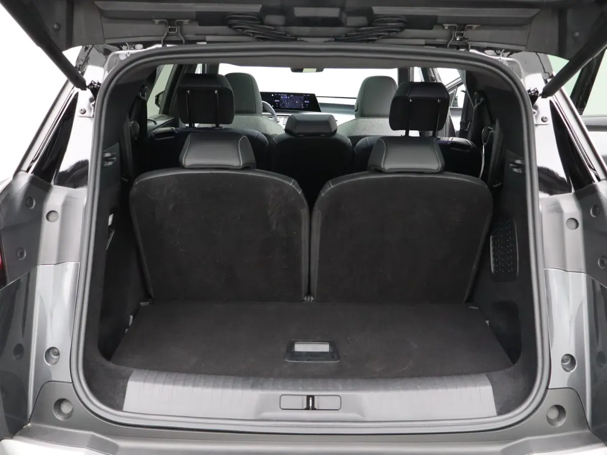 1.6 Plug-in Hybrid 195 GT 7p | Panoramadak | Parkeersensoren Voor en Achter | Camera | Trekhaak Afneembaar | Apple Carplay/Android Auto | Elektrische Kofferklep