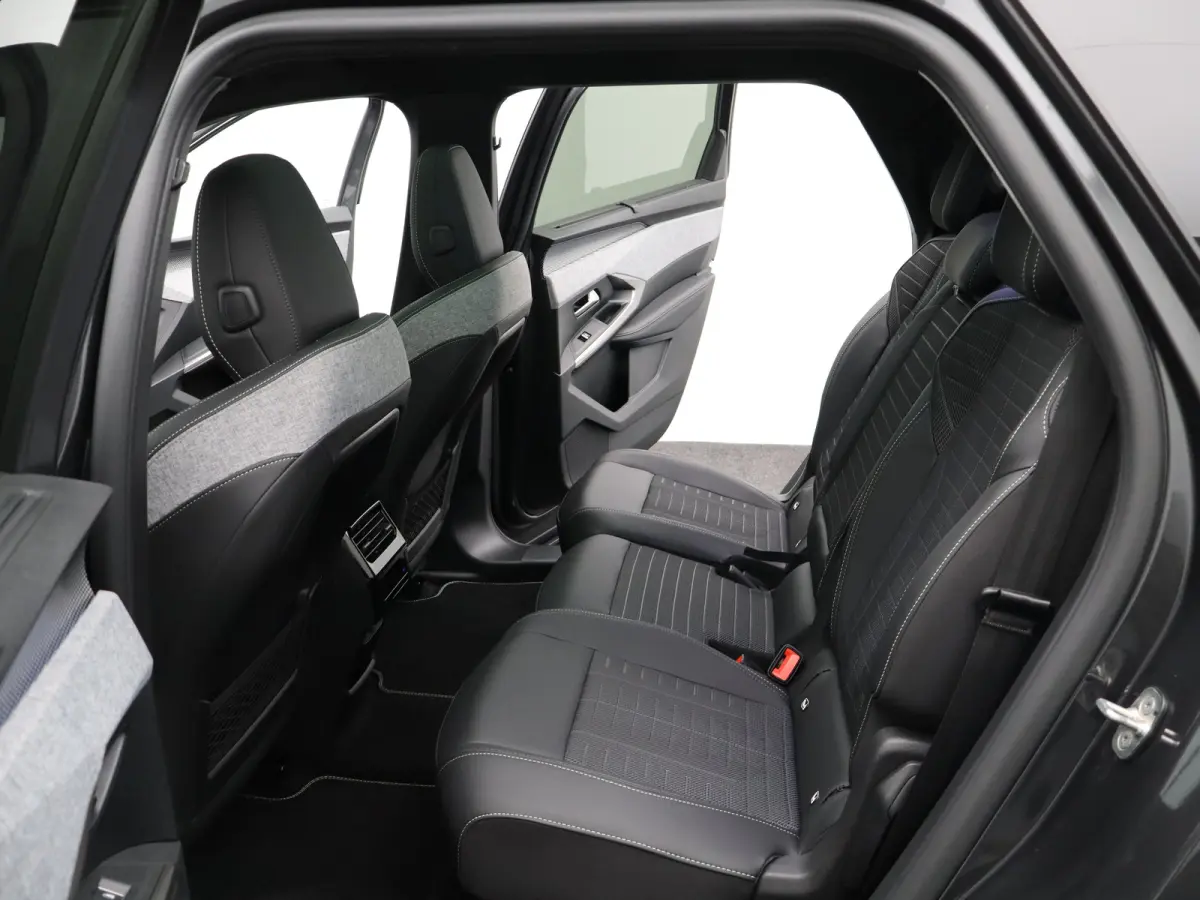 1.6 Plug-in Hybrid 195 GT 7p | Panoramadak | Parkeersensoren Voor en Achter | Camera | Trekhaak Afneembaar | Apple Carplay/Android Auto | Elektrische Kofferklep