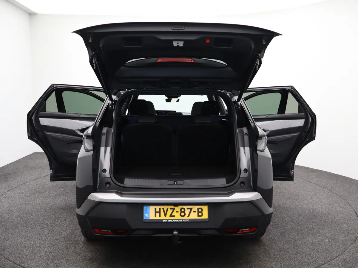 1.6 Plug-in Hybrid 195 GT 7p | Panoramadak | Parkeersensoren Voor en Achter | Camera | Trekhaak Afneembaar | Apple Carplay/Android Auto | Elektrische Kofferklep