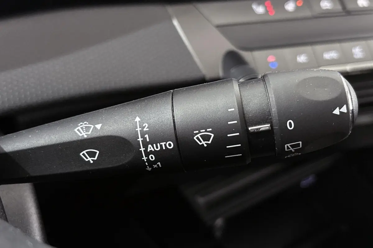 1.2 Business Edition Navigatie Apple CarPlay Stoelverwarming Achteruitrijcamera