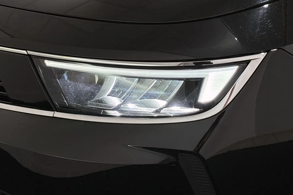 1.2 Business Edition Navigatie Apple CarPlay Stoelverwarming Achteruitrijcamera