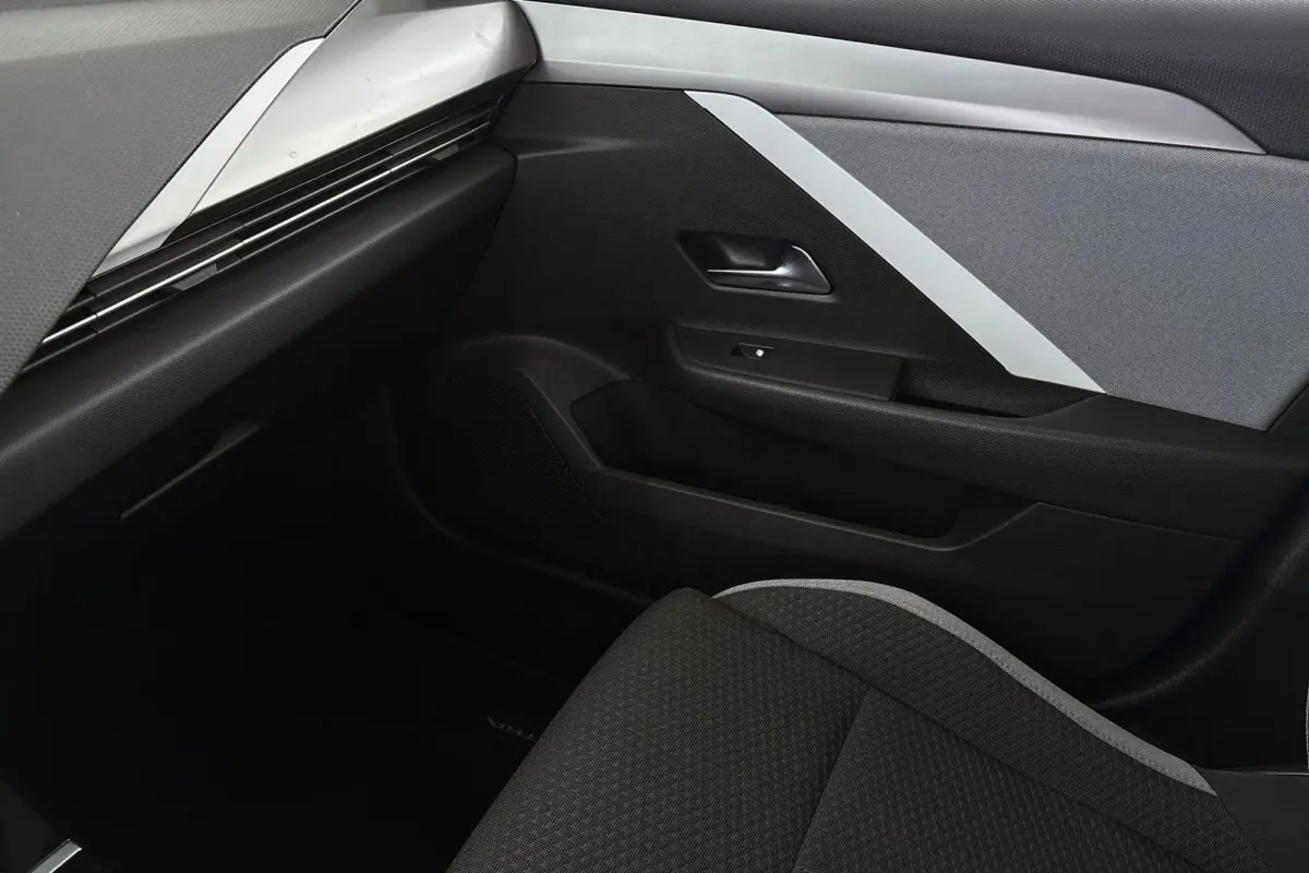 1.2 Business Edition Navigatie Apple CarPlay Stoelverwarming Achteruitrijcamera