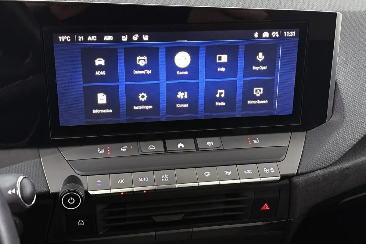 1.2 Business Edition Navigatie Apple CarPlay Stoelverwarming Achteruitrijcamera
