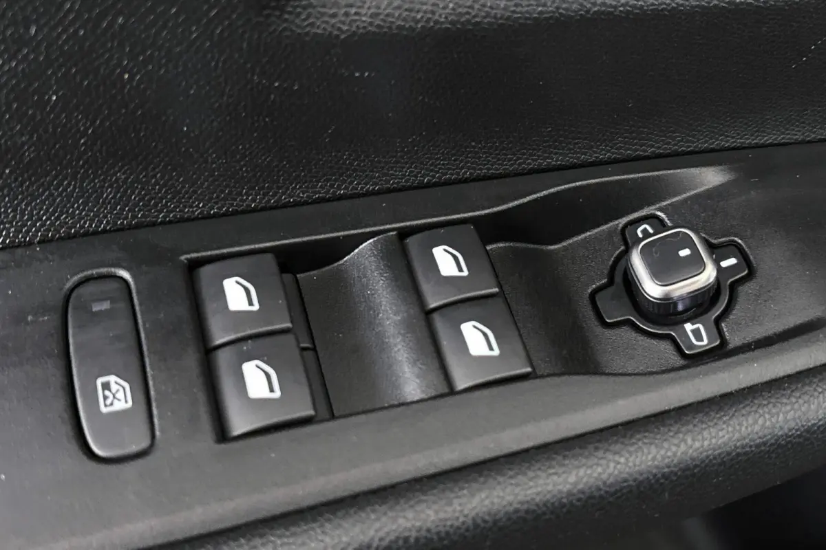 1.2 Business Edition Navigatie Apple CarPlay Stoelverwarming Achteruitrijcamera