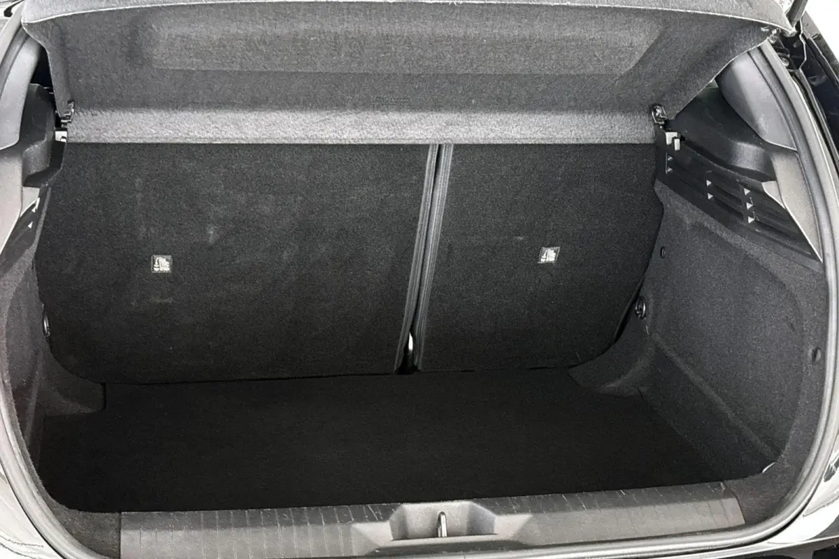 1.2 Business Edition Navigatie Apple CarPlay Stoelverwarming Achteruitrijcamera