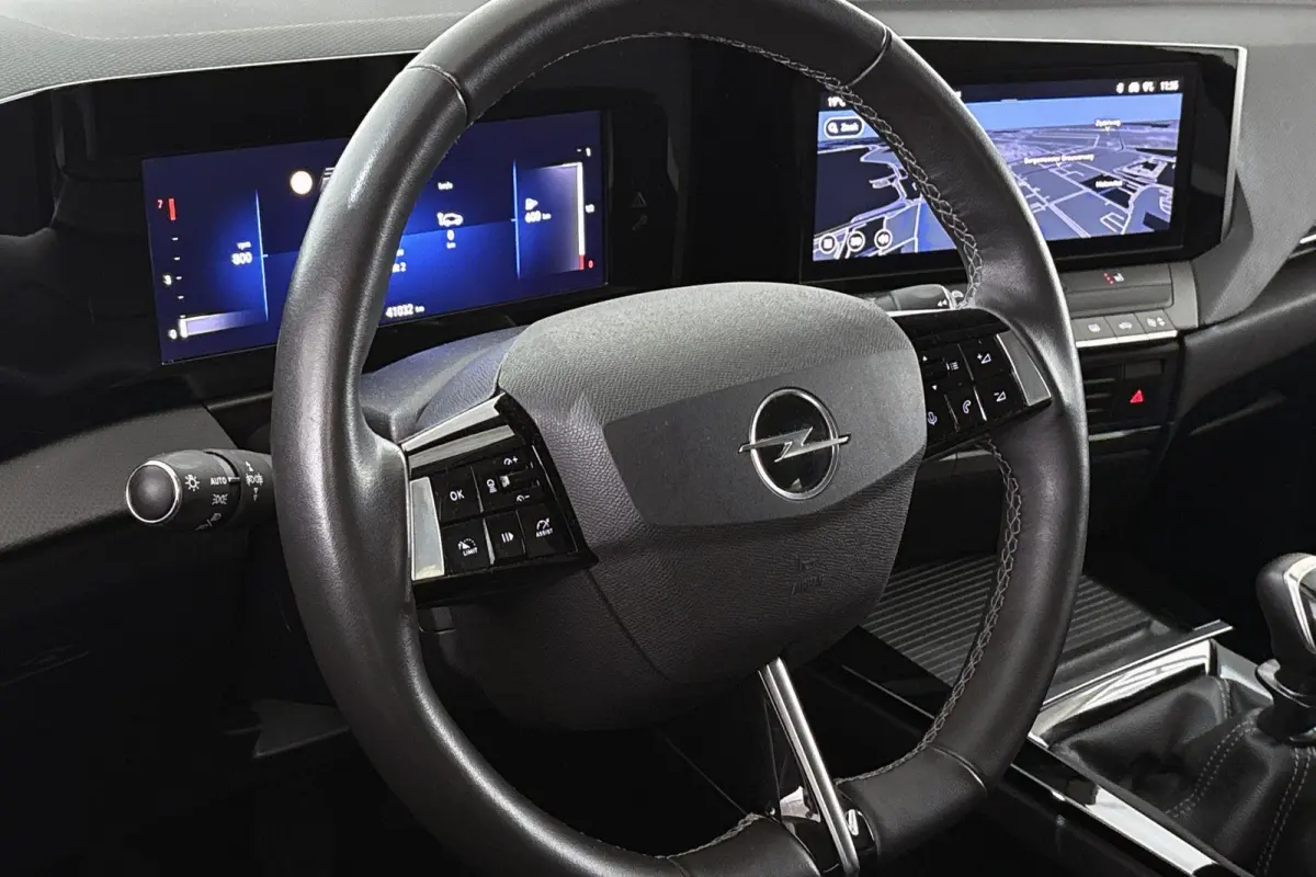1.2 Business Edition Navigatie Apple CarPlay Stoelverwarming Achteruitrijcamera