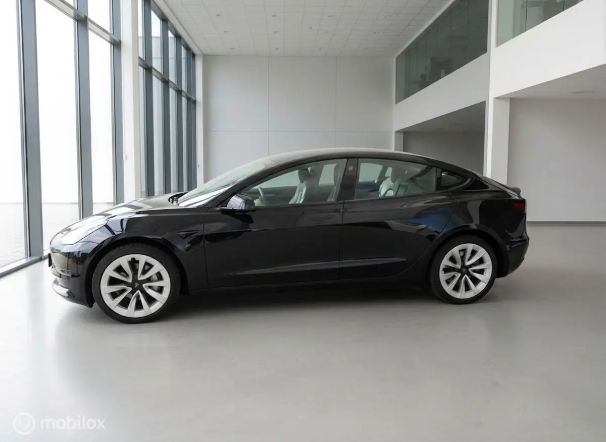 Standard RWD Plus 60 kWh | 04/2023 | SOH 90,01% | incl. BTW | LFP | Autopilot