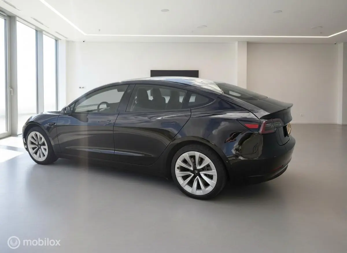 Standard RWD Plus 60 kWh | 04/2023 | SOH 90,01% | incl. BTW | LFP | Autopilot