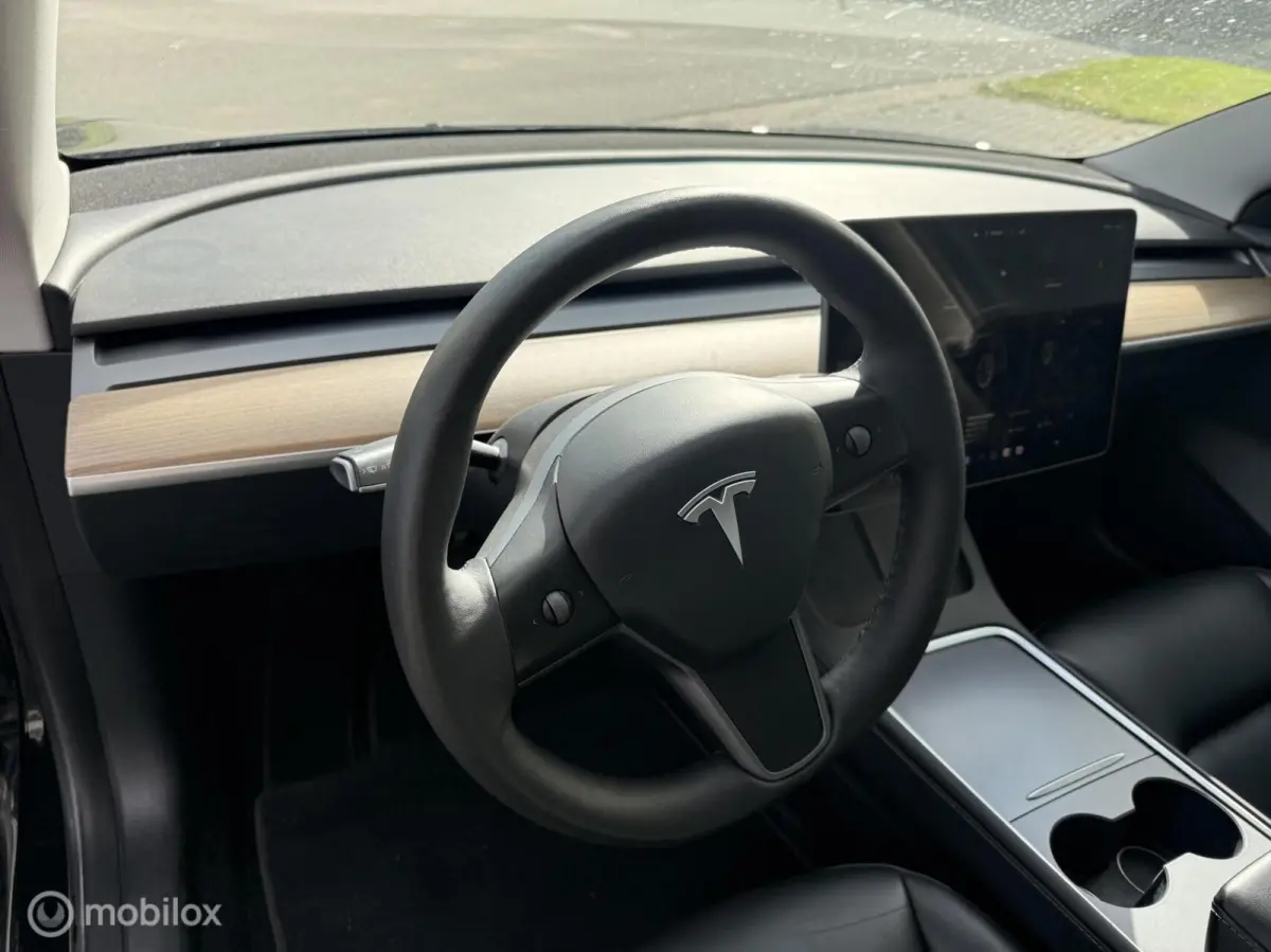 Standard RWD Plus 60 kWh | 04/2023 | SOH 90,01% | incl. BTW | LFP | Autopilot