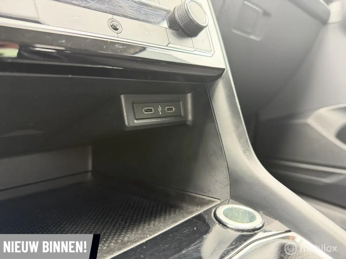 1.0 TSI Style Business R|Automaat|CarPlay