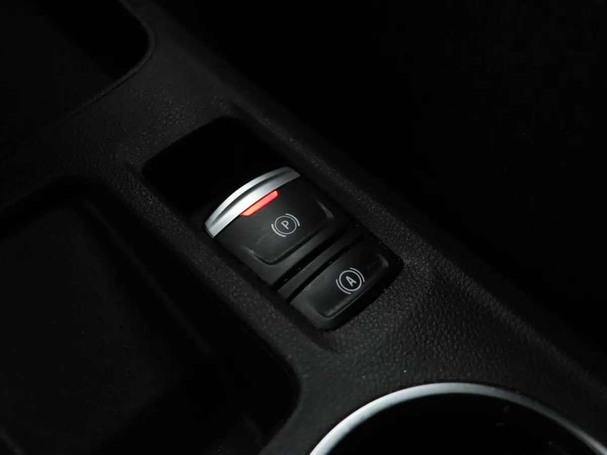 1.6 E-Tech full hybrid 145 techno | Adaptieve Cruise Control | Navigatie | Achteruitrij camera | Parkeersensoren rondom |