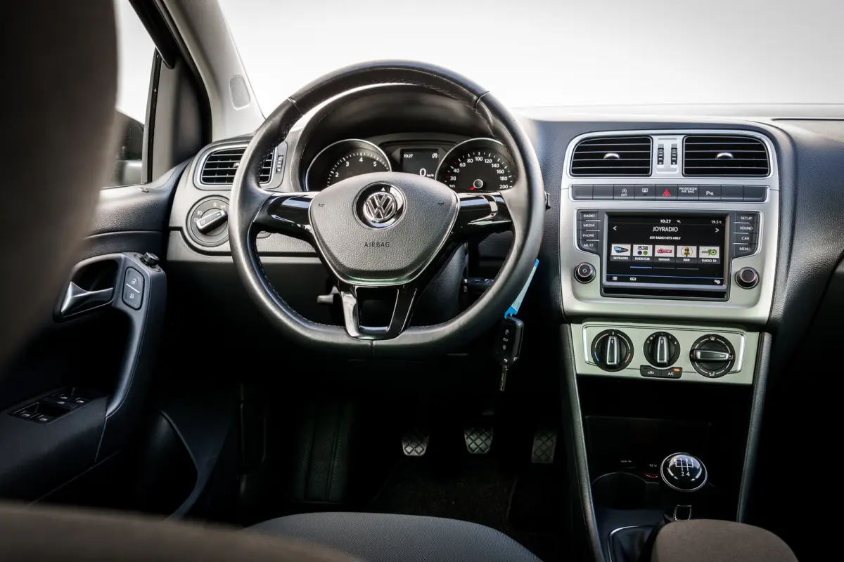 1.0 BlueMotion Comfortline | 47.095 Km! | Cruise Control | Airco | Getint Glas | 15 Inch LMV