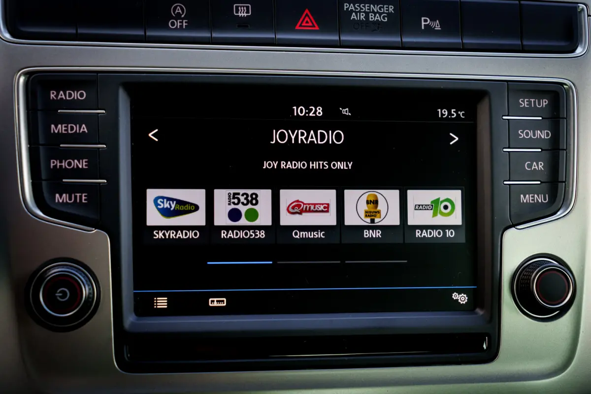 1.0 BlueMotion Comfortline | 47.095 Km! | Cruise Control | Airco | Getint Glas | 15 Inch LMV