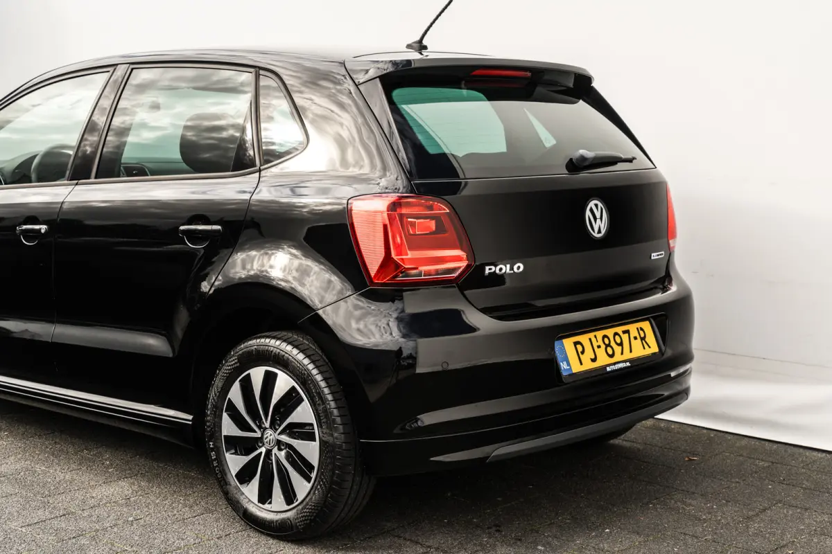 1.0 BlueMotion Comfortline | 47.095 Km! | Cruise Control | Airco | Getint Glas | 15 Inch LMV