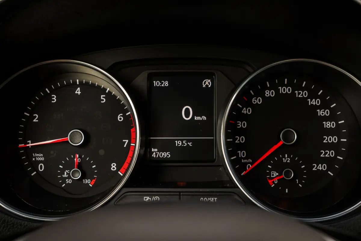 1.0 BlueMotion Comfortline | 47.095 Km! | Cruise Control | Airco | Getint Glas | 15 Inch LMV
