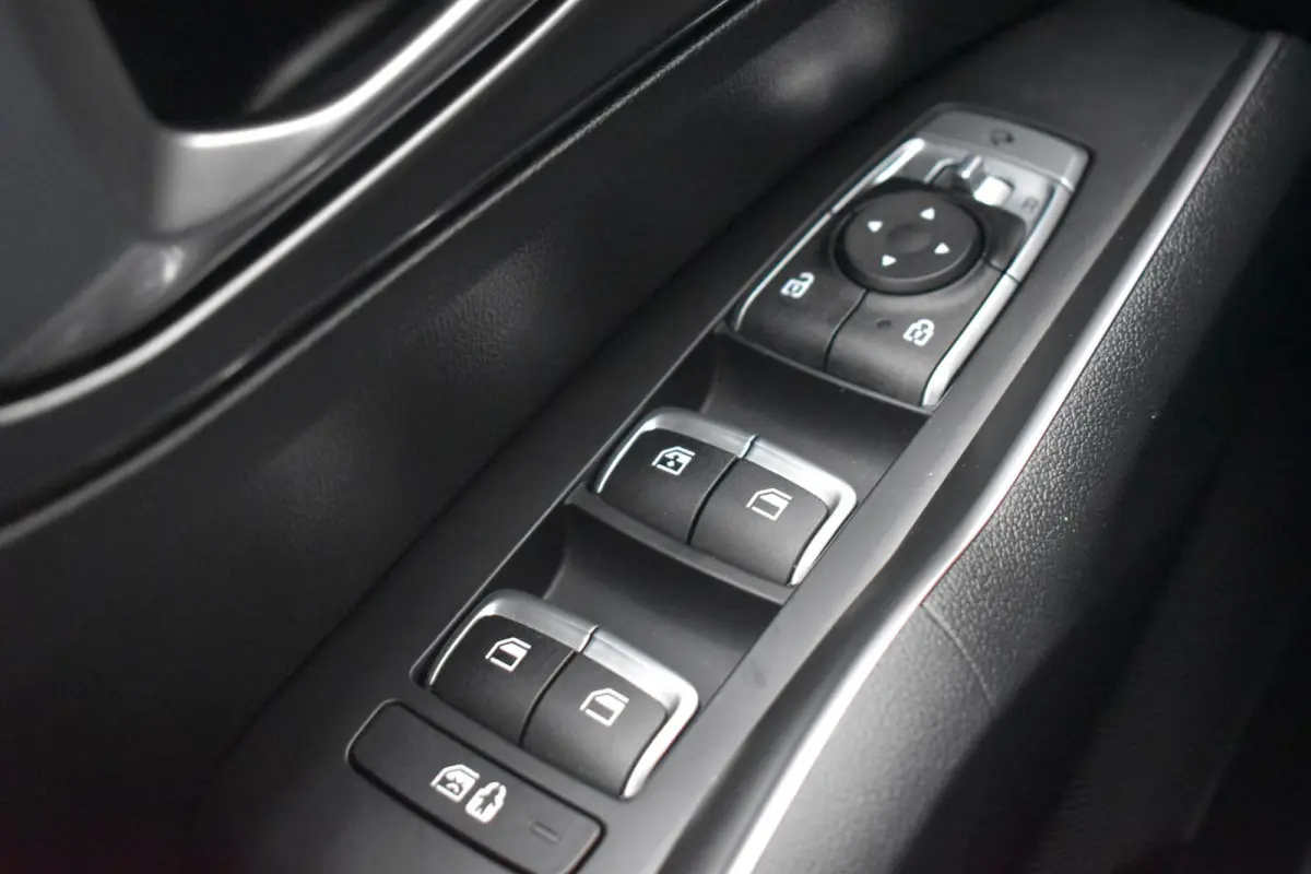 1.6 T-GDI Plug-in Hybrid 4WD ComfortLine 5p.
