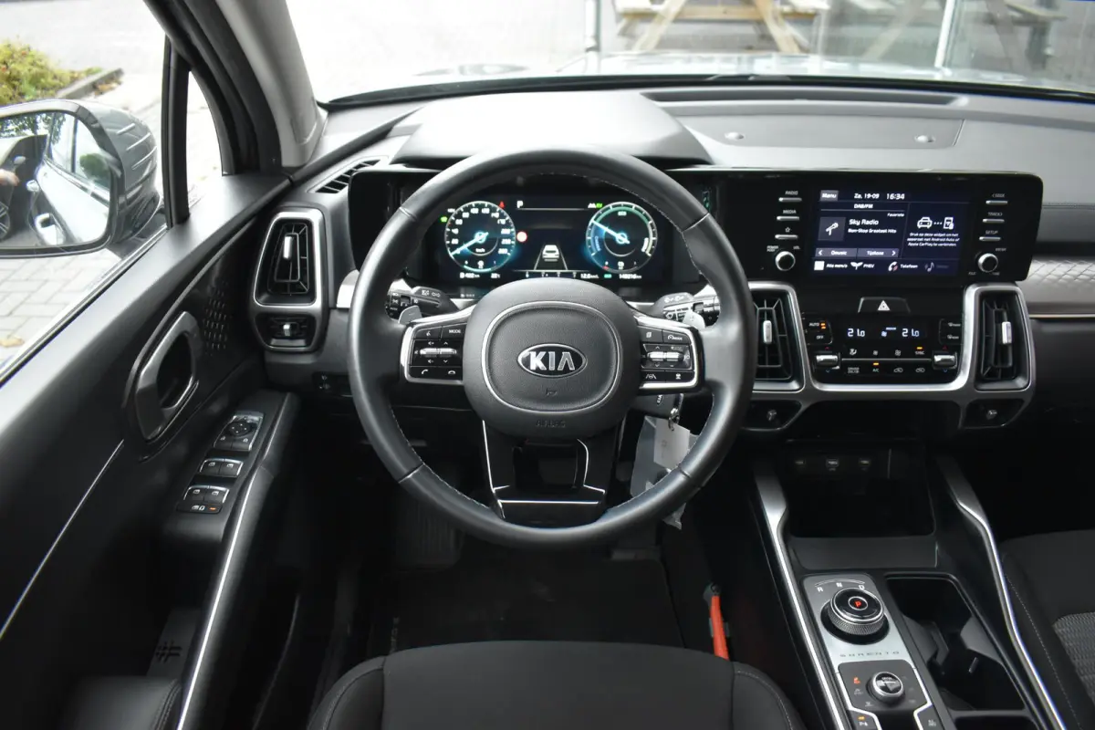 1.6 T-GDI Plug-in Hybrid 4WD ComfortLine 5p.