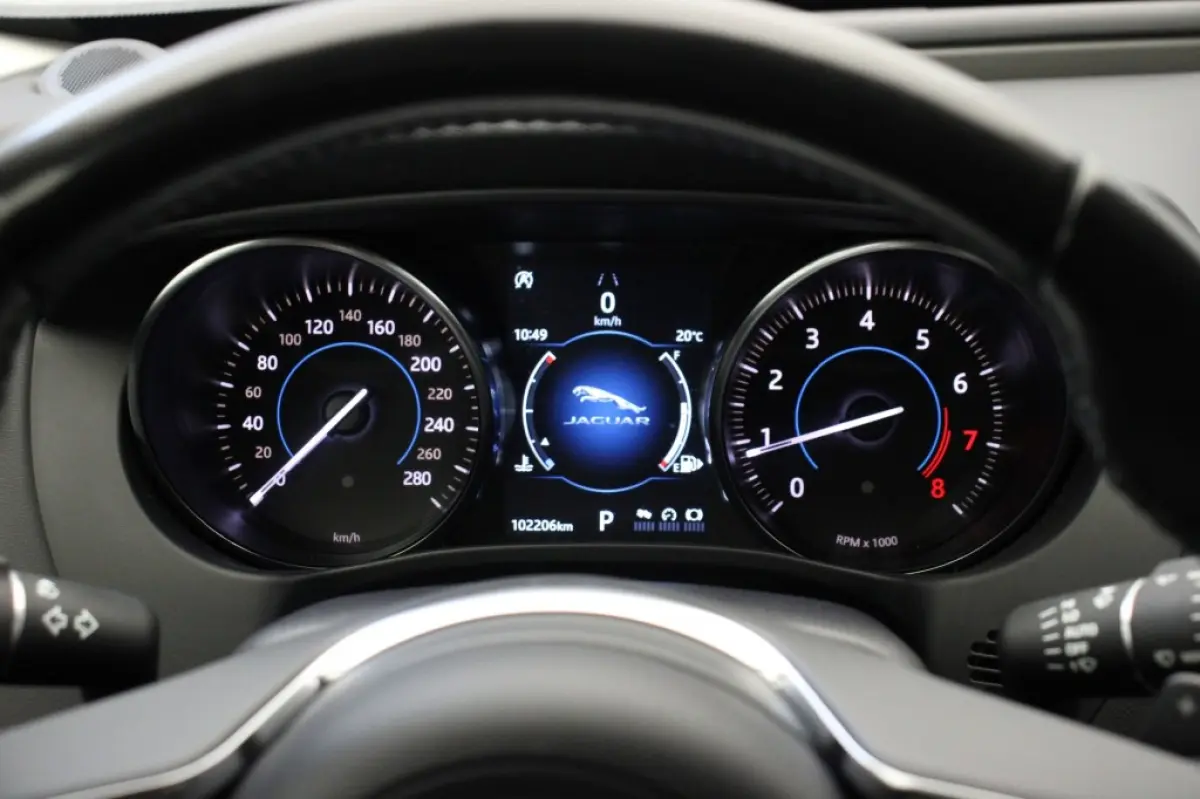 Sedan 2.0t Pure Automaat - Navi, Camera, Leer, Stoelverw.