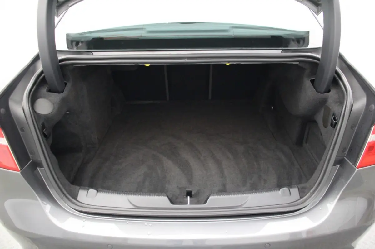 Sedan 2.0t Pure Automaat - Navi, Camera, Leer, Stoelverw.