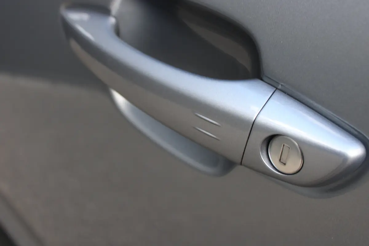1.6 PureTech 180pk EAT8 Shine | Automaat | Navigatie | Camera | Lederen bekleding | Stoelverwarming | Trekhaak | NL auto |