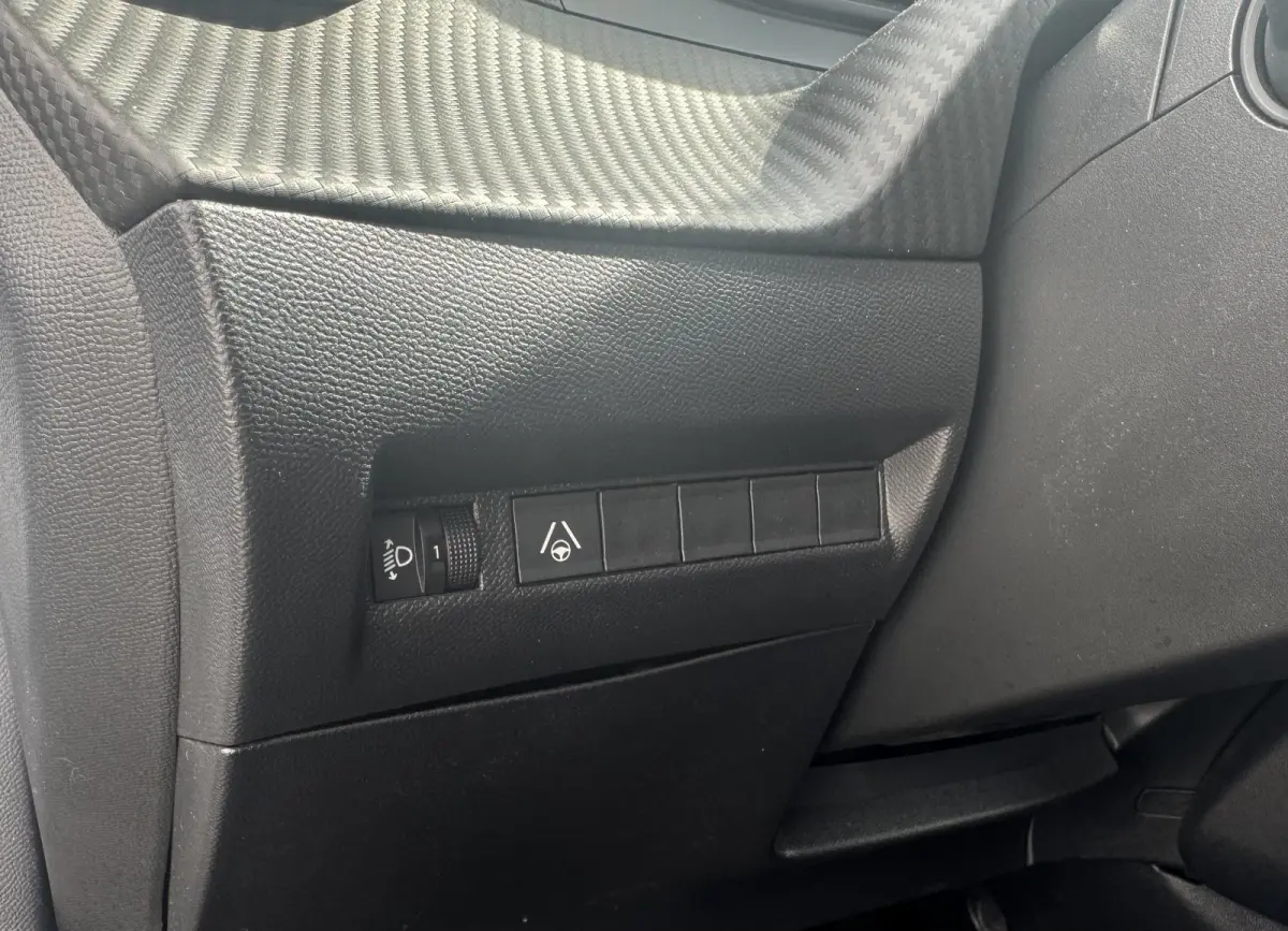 1.2 Hybrid 145 Allure | Camera | Adaptieve Cruise Control | Camera | Keyless entry | Apple Carplay/Android Auto