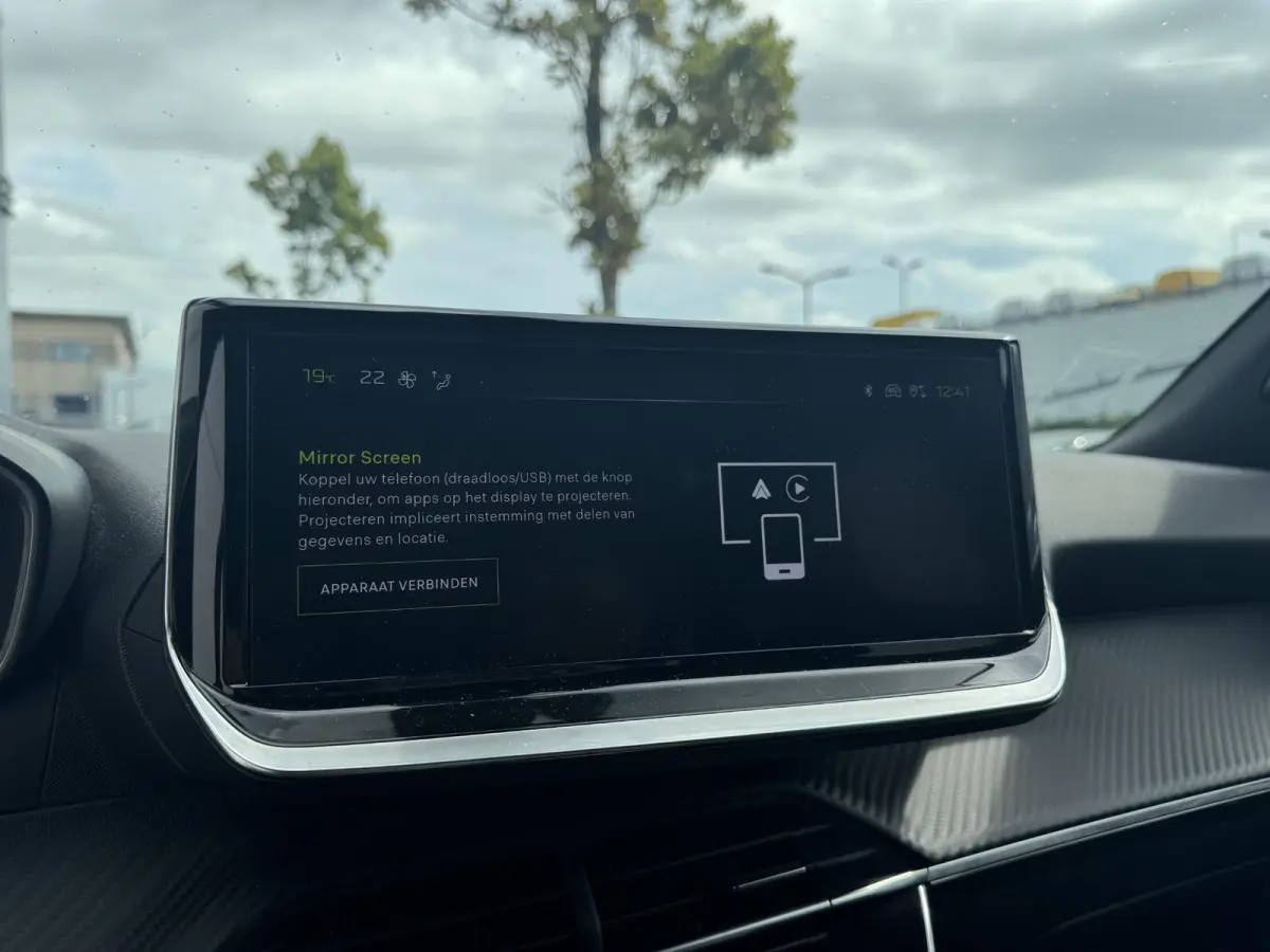 1.2 Hybrid 145 Allure | Camera | Adaptieve Cruise Control | Camera | Keyless entry | Apple Carplay/Android Auto