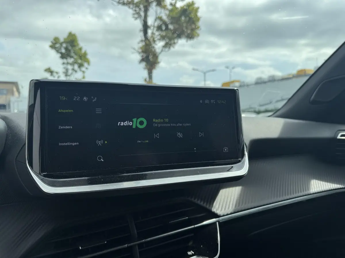 1.2 Hybrid 145 Allure | Camera | Adaptieve Cruise Control | Camera | Keyless entry | Apple Carplay/Android Auto