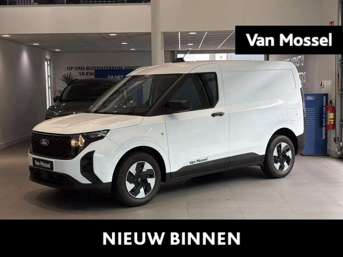 Trend 46kWh | Voorraad Voordeel! | Camera |  12" Infotainment touchscreen met SYNC4,  Bluetooth, DAB, Apple Carplay en Android Auto | 44L Frunk | Led laadruimteverlichting