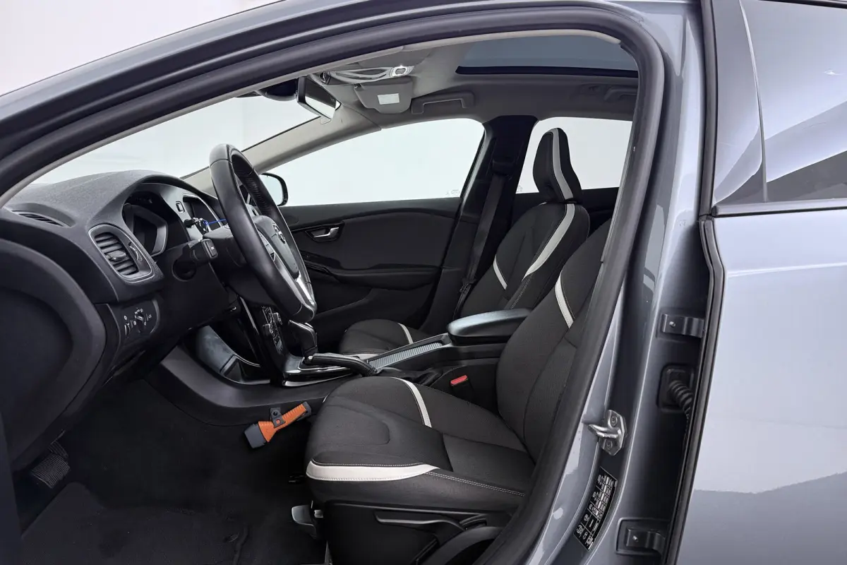 1.5 T3 Dynamic Edition | Panoramadak | Camera | Harman/Kardon | Parkeersensoren