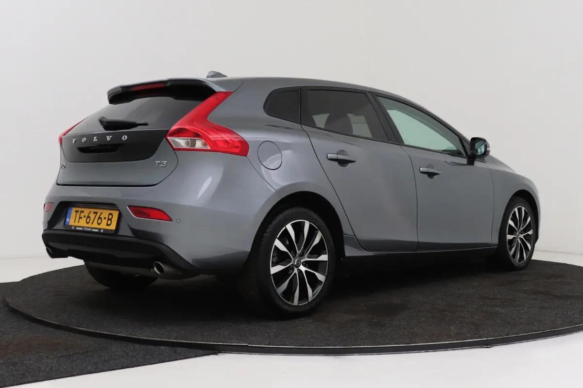 1.5 T3 Dynamic Edition | Panoramadak | Camera | Harman/Kardon | Parkeersensoren