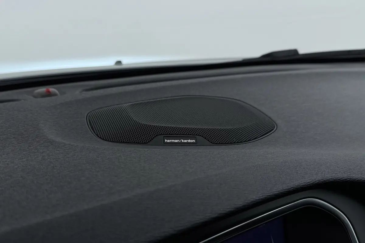 1.5 T3 Dynamic Edition | Panoramadak | Camera | Harman/Kardon | Parkeersensoren