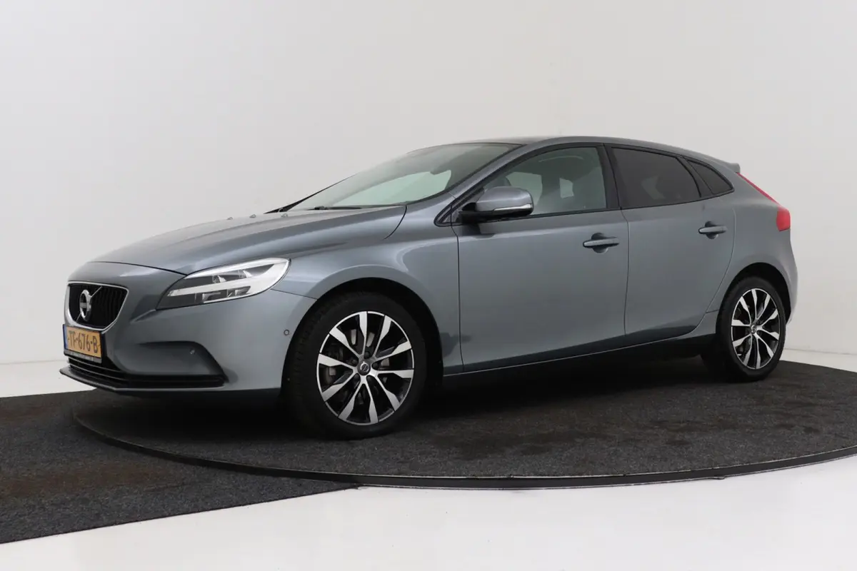 1.5 T3 Dynamic Edition | Panoramadak | Camera | Harman/Kardon | Parkeersensoren