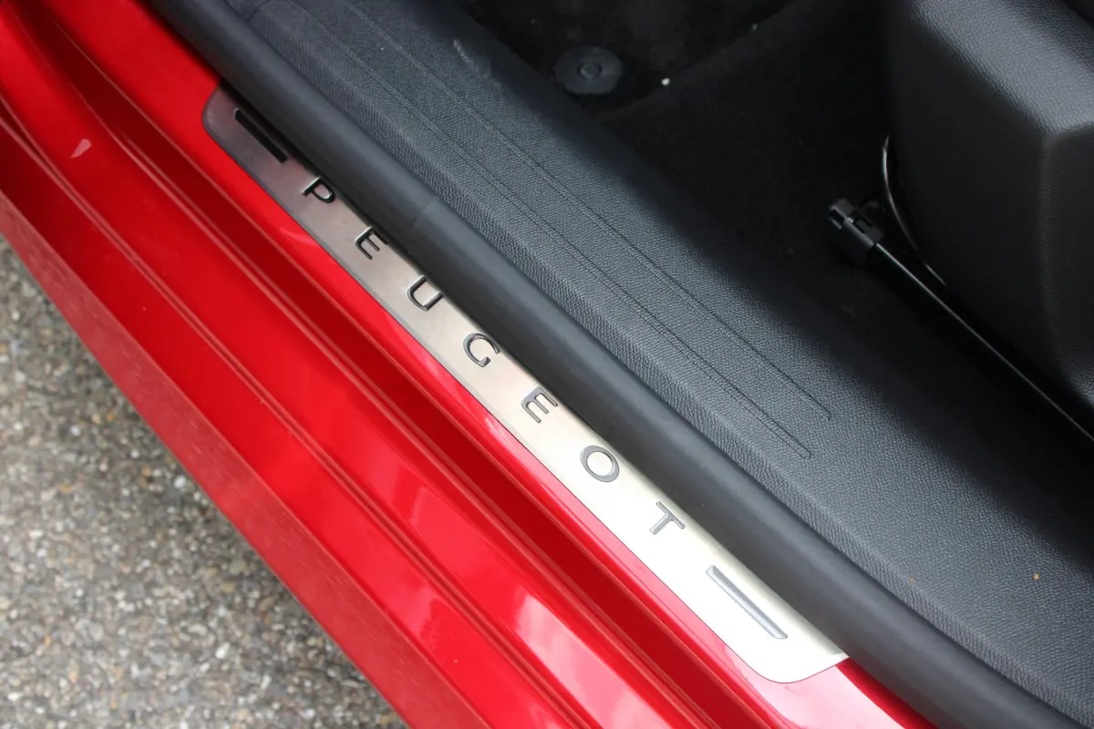 EV GT Pack 50 kWh | Fase 3 laden | SOH 100% | Navigatie | Camera | Stoelverwarming | Black Diamond | Alcantara |