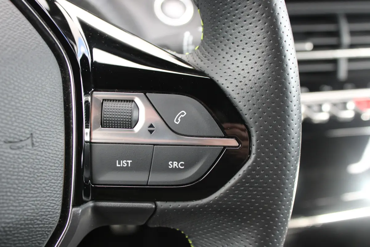 EV GT Pack 50 kWh | Fase 3 laden | SOH 100% | Navigatie | Camera | Stoelverwarming | Black Diamond | Alcantara |