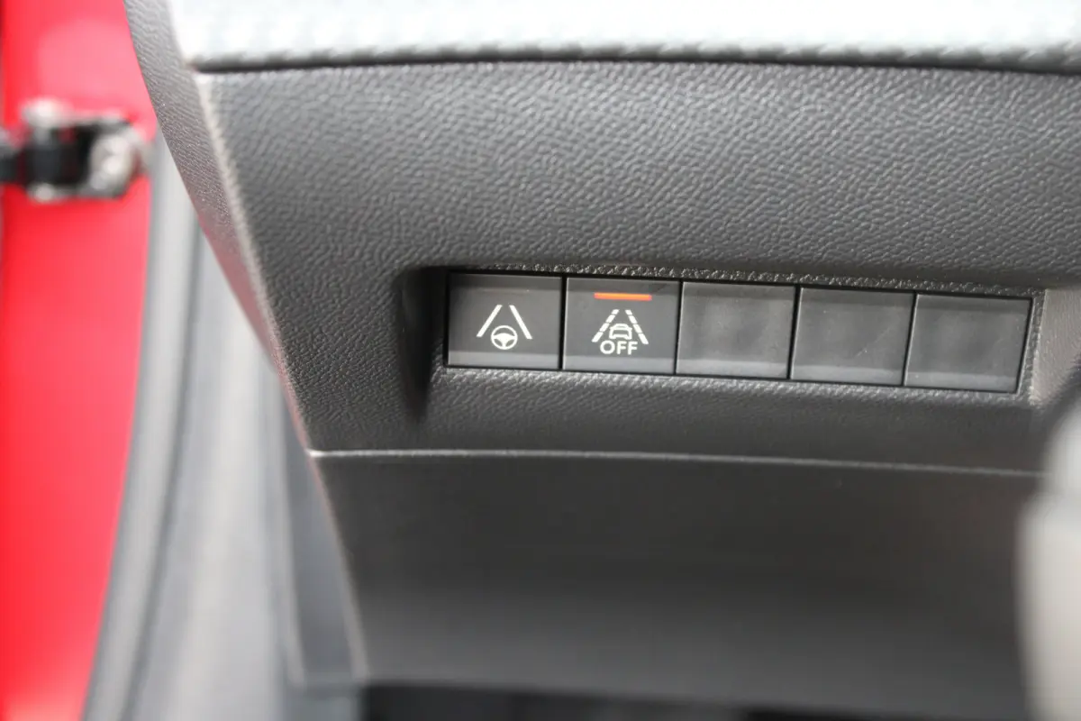 EV GT Pack 50 kWh | Fase 3 laden | SOH 100% | Navigatie | Camera | Stoelverwarming | Black Diamond | Alcantara |