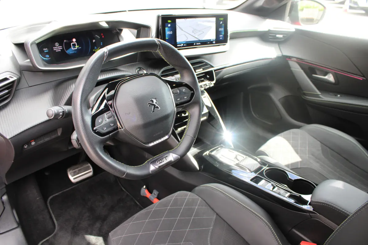 EV GT Pack 50 kWh | Fase 3 laden | SOH 100% | Navigatie | Camera | Stoelverwarming | Black Diamond | Alcantara |
